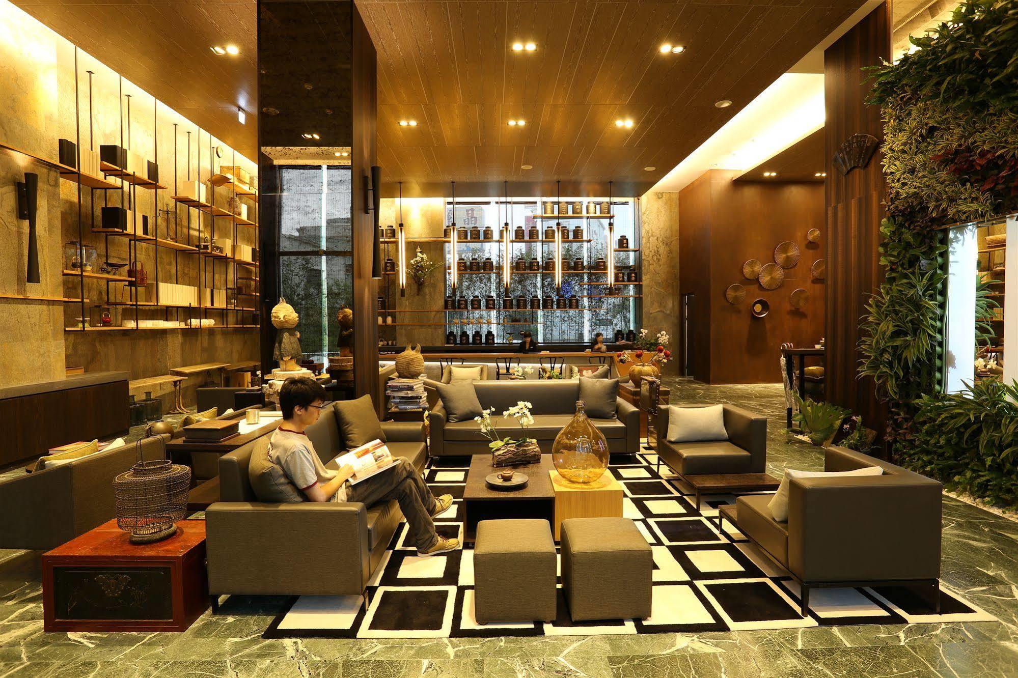 Hotel Day Plus Teascape Chiayi Exterior foto