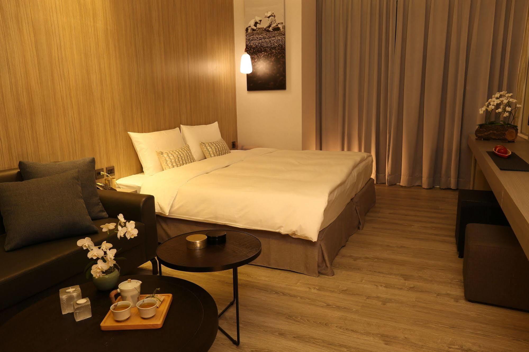 Hotel Day Plus Teascape Chiayi Exterior foto