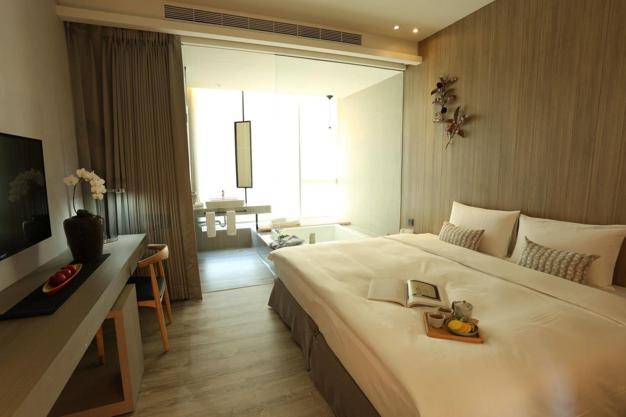 Hotel Day Plus Teascape Chiayi Exterior foto